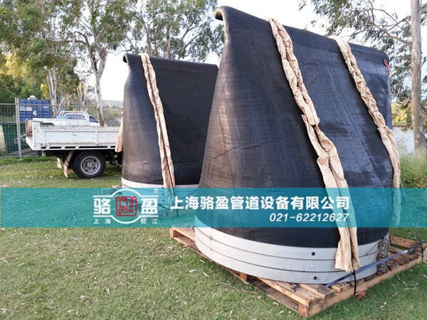 長春市農安縣大口徑法蘭式<a href=http://www.kfszqlsmyxgs.com/ target=_blank class=infotextkey><a href=http://www.kfszqlsmyxgs.com target=_blank class=infotextkey>鴨嘴閥</a></a>發(fā)貨現(xiàn)場