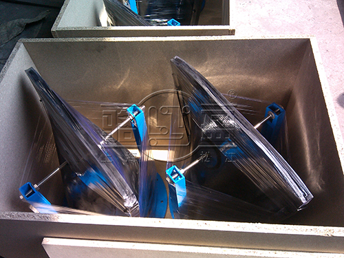 赤峰市喀喇沁旗<a href=http://www.kfszqlsmyxgs.com/ target=_blank class=infotextkey><a href=http://www.kfszqlsmyxgs.com target=_blank class=infotextkey>鴨嘴閥</a></a>裝箱